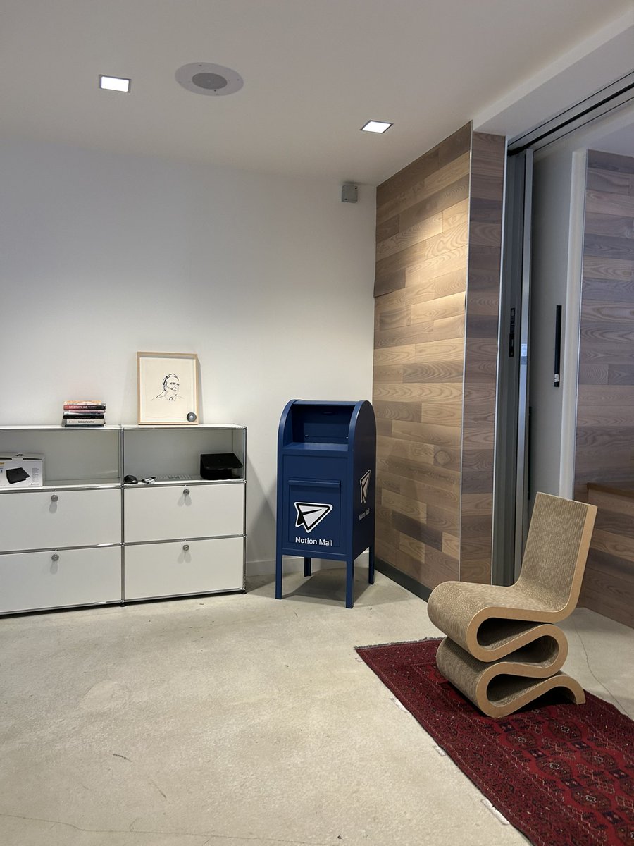 Visited <a href="/NotionHQ/">Notion</a> 😍