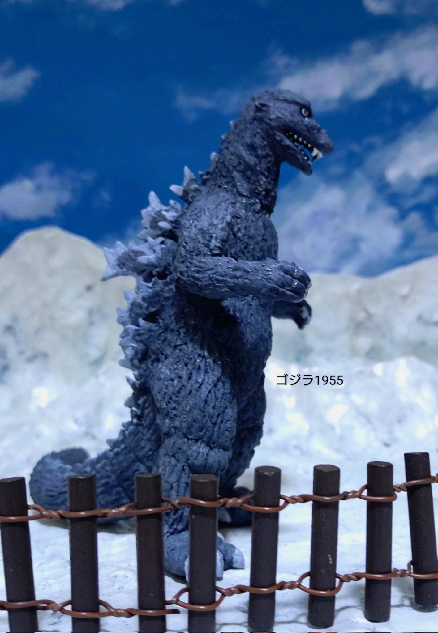 クレージーゴン 円谷コミュニケーション 怪獣郷 デッドストック未開封