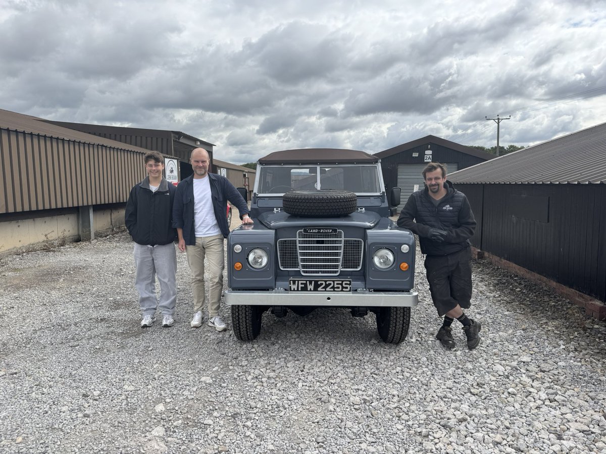 Yesterday’s  handovers - conducted by Chad. He’s a friendly type and takes his time getting to know his customers. He’s always on the other end of the line with his wealth of experience too, should he be needed! We wish our new customers well with their new purchases.