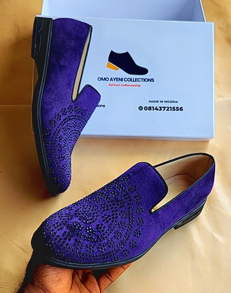 Omo__ayeni's tweet photo. @ruffydfire If you have an upcoming event and you need exclusive shoes to rock the event,  or you work in a corporate organization and you need shoes that command respect. 
You should be in my DM now, picking designs and negotiating prices.
Frame 1: 55,000
Frame 2,3,&amp;4 : 65,000 each
Pls rwt https://t.co/A2E2TT0g0a