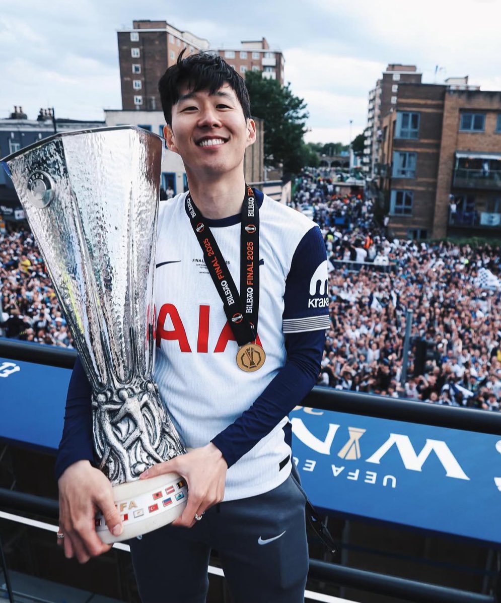 It’s gonna take some time to process Sonny leaving, but it’s absolutely the right time. 

Please give him the Super Cup and the first home game of the season.