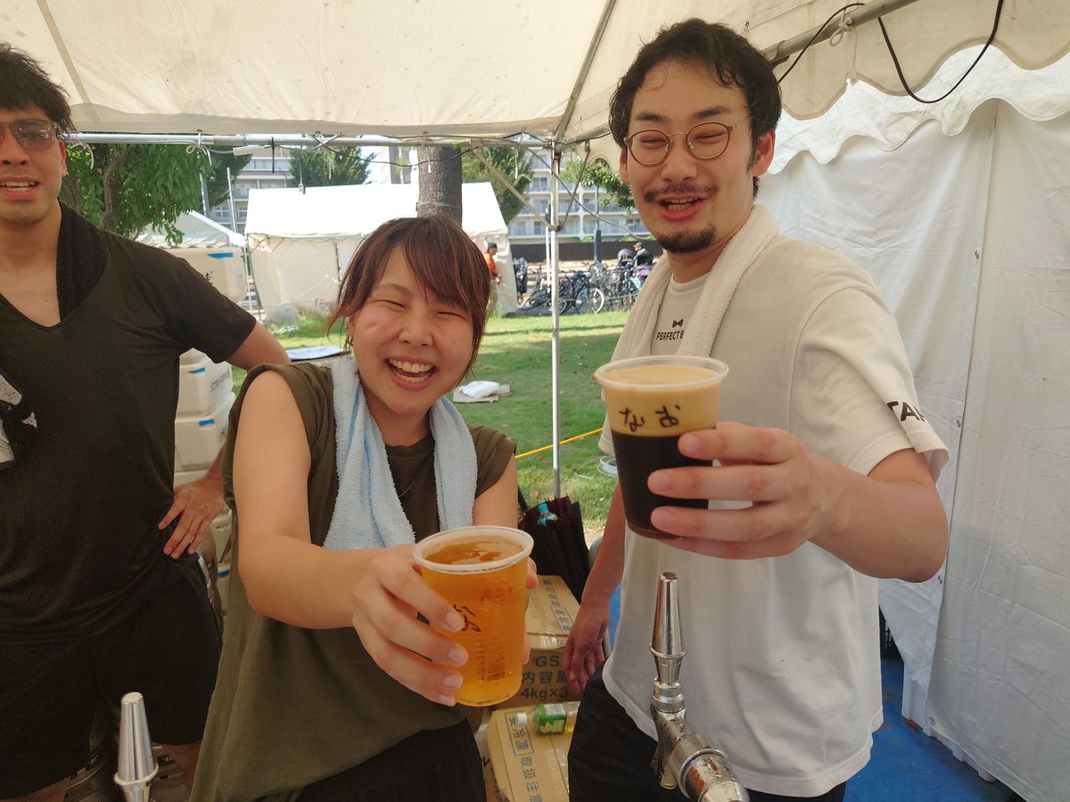 mbktaka's tweet image. 中野盆踊りイベントの
PERFECT BEERにて
なおたかくん、れいなちゃんと乾杯!!

#中野
#PERFECTBEER 
#中野盆踊り