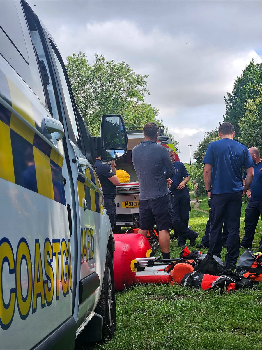 NNPMRT (@nnpmrt) on Twitter photo Great joint water rescue training on the River Tyne near Ovingham with <a href="/HMCoastguard/">HM Coastguard</a>, <a href="/TynemouthVLB/">Tynemouth VLB</a> & our sister team <a href="/NOTMRT/">North of Tyne SRT</a>
We shared kit knowledge & ran scenarios including a foot-trapped casualty & overturned kayakers.
Teamwork like this keeps us sharp when it counts. Great joint water rescue training on the River Tyne near Ovingham with <a href="/HMCoastguard/">HM Coastguard</a>, <a href="/TynemouthVLB/">Tynemouth VLB</a> & our sister team <a href="/NOTMRT/">North of Tyne SRT</a>
We shared kit knowledge & ran scenarios including a foot-trapped casualty & overturned kayakers.
Teamwork like this keeps us sharp when it counts.