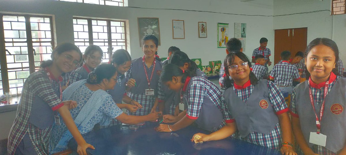 KV_Nagaon's tweet photo. 🔬 Class 9 students at PM SHRI KV Nagaon enhanced their learning with hands-on activities in the Biology Lab today. 
Practical work sparks curiosity, strengthens concepts &amp; builds scientific skills
#PMSHRIKVNagaon #BiologyLab #HandsOnLearning @EduMinOfIndia @KVS_HQ @GuwahatiKvs https://t.co/5Djl0dsWV8