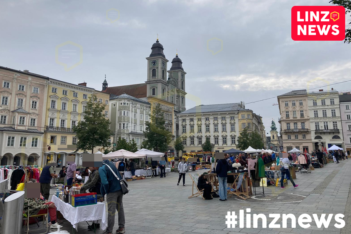 linzdotnews's tweet photo. 🛍️ Shopping Vibes
🛒 KOMMEN UND KAUFEN SIE!
☝️ So billig ist es in Linz nur am Samstag ...

#linz #city #linznews #flohmarkt #günstig #billig https://t.co/r0zwPPgC5e