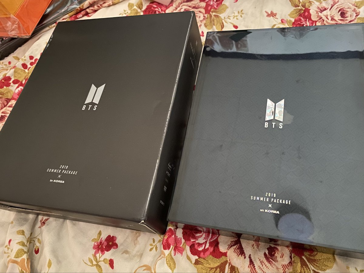 _ellyscart's tweet photo. WTS LFB IC QS PH

💐 BTS SUMMER PACKAGE IN KOREA 2019 (no drawing diary, no fan)
💐 ₱600 
💐 7/10 condi x sensi (flaws=comment section)

dm or comment to claim 🩷

bts bangtan merch cds collection official weverse rm jin suga jhope jimin v jk https://t.co/25qMZ5Qf9K
