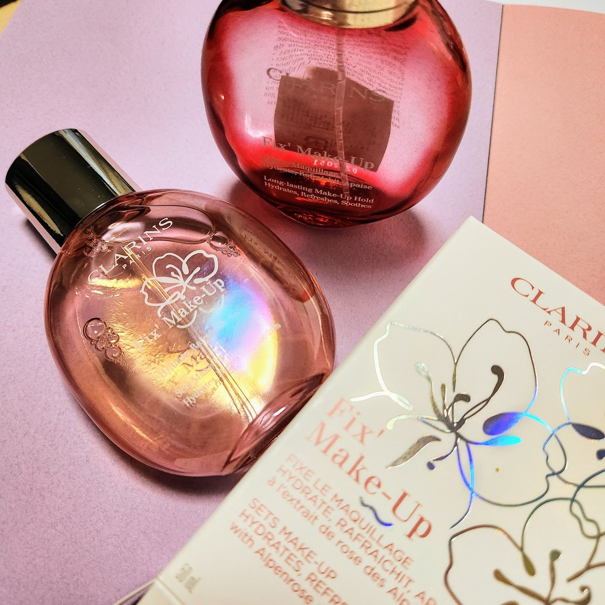 クラランスのフィクススプレー！
これがないとこの時期のメイクは乗りきれませんね。頼りになる！