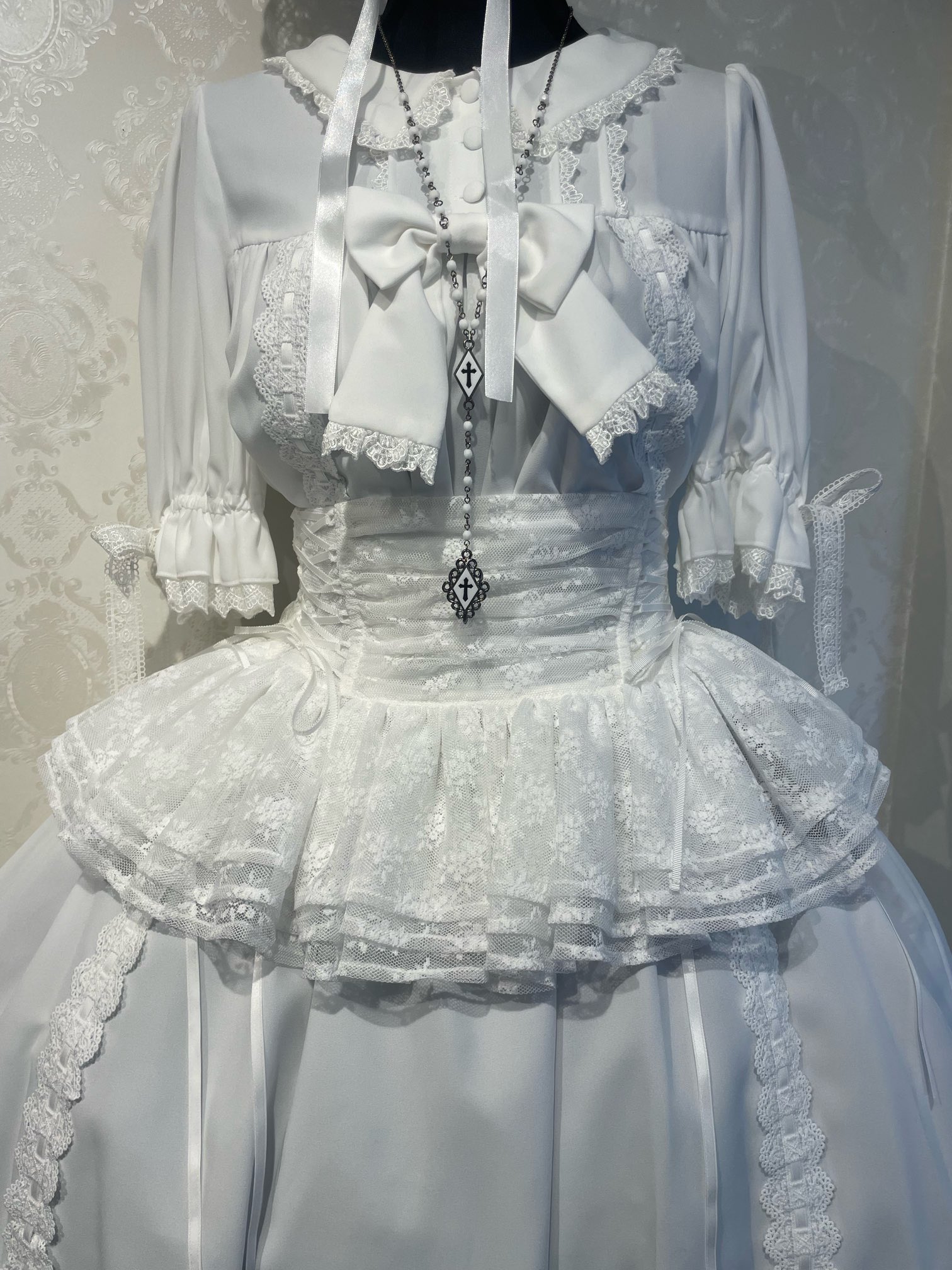 【Blanca Sposa】 コルセットのみ　プロフ必読　まとめ買い歓迎、 純白な花嫁」コルセットドレス