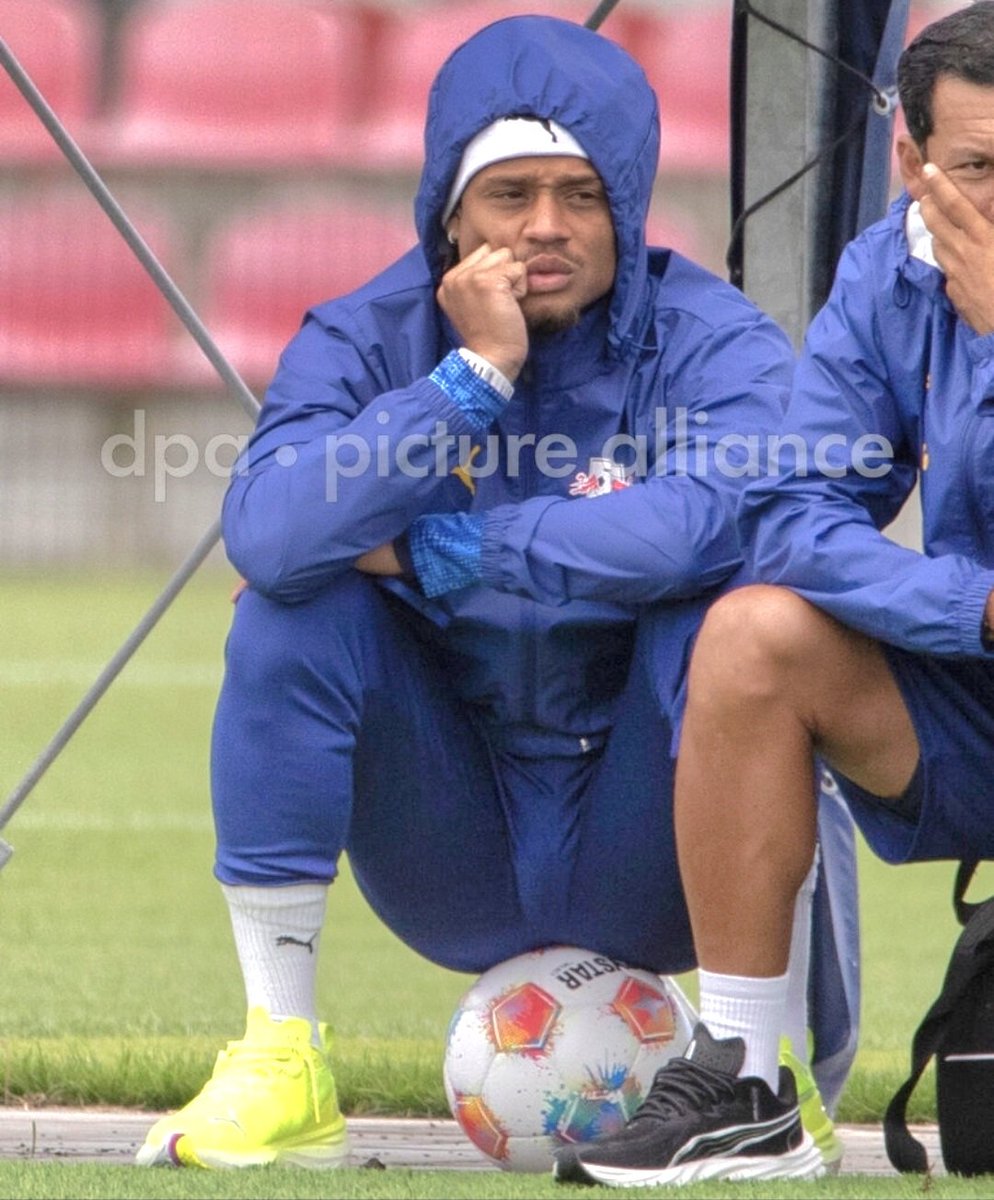 BulgeSoccers's tweet photo. Xavi Simons bulge https://t.co/FQvaOrqIvP