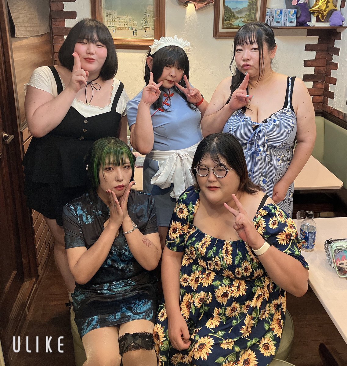 真夏のバーイベ、スタートしてます💕お席ありますので来て欲しいです💕

＃福与喫茶
＃ぽっちゃりメイドカフェ