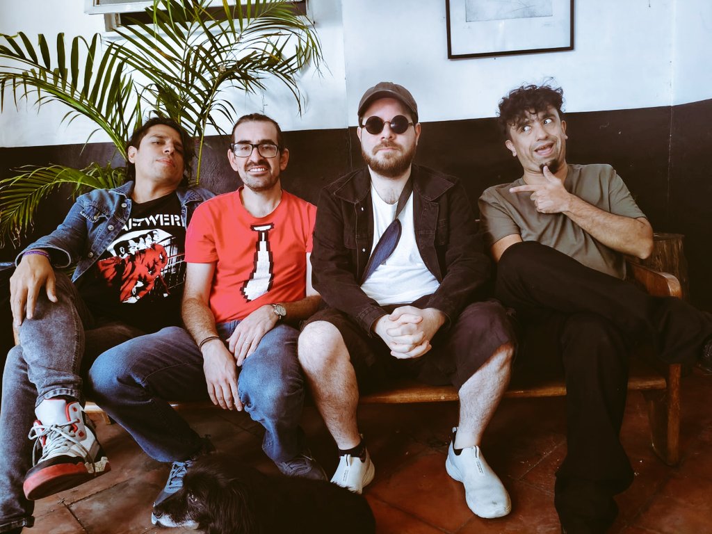 Bonvi Band tweet media