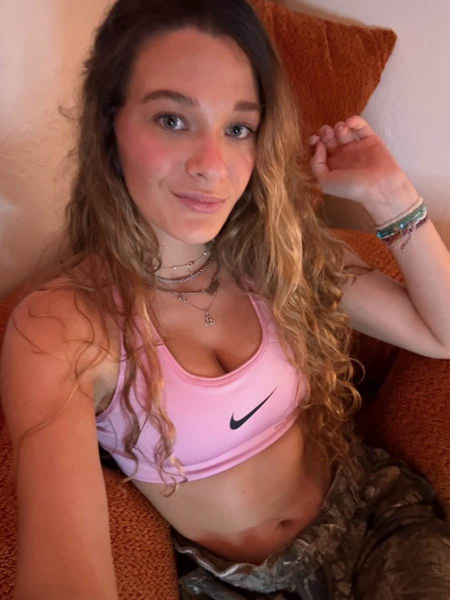 Linzi Little 🔥 tweet media