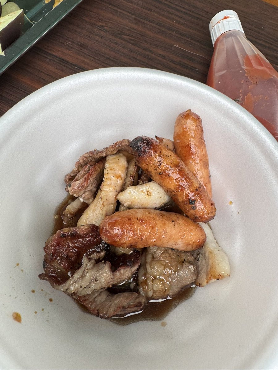 町内の夕涼み会びーびーきゅう😆
役員なので味見として食べ放題
夜飲み放題www