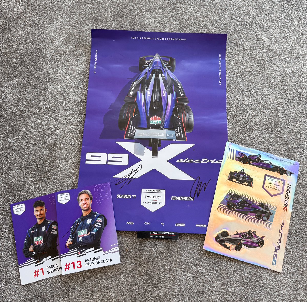 Formula E Source (@formulaesource) on Twitter photo ‼️ GIVEAWAY ‼️
One winner will receive:
• A signed Pascal Wehrlein and Antonio Felix da Costa driver card
• Signed A3 99X Electric poster
• A Porsche Motorsport wristband
• Holographic Porsche sticker pack
TO ENTER:
• Must be following <a href="/formulaesource/">Formula E Source</a>
• Retweet this post ‼️ GIVEAWAY ‼️
One winner will receive:
• A signed Pascal Wehrlein and Antonio Felix da Costa driver card
• Signed A3 99X Electric poster
• A Porsche Motorsport wristband
• Holographic Porsche sticker pack
TO ENTER:
• Must be following <a href="/formulaesource/">Formula E Source</a>
• Retweet this post