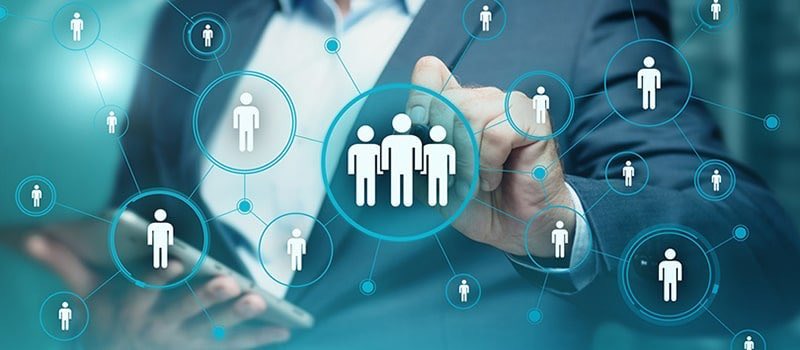 قرأتها فنالت إعجابي و أراها نصيحة مهمة و واقعية جدا…
"إذا غبت فتوقف العمل، فاعلم أن هناك خللًا في بيئة عملك، النجاح الحقيقي يكمن في بناء نظام يعمل بكفاءة دون أن يعتمد على وجود شخص بعينه"
القادة يصنعون فرقًا… لا يحتكرون الإنجاز #إدارة #قيادة_فعالة