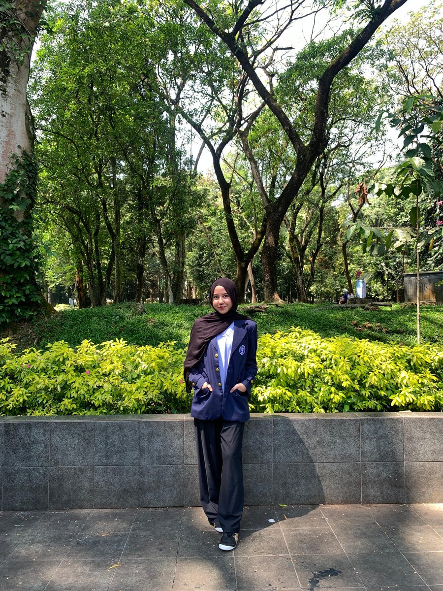 sprringer's tweet photo. hi? https://t.co/77DNxScI4q