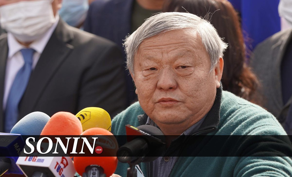 Баабар бол Монголын шилдэг түүхчдийн нэг

Монголын сүүлийн 30 жилийн оюуны түүхийг сөхөхөд Баабар (Бат-Эрдэнийн Батбаяр) гэх нэрийг тойрох аргагүй. Түүнийг зарим нь улс төрч, пиарчин-нийтлэлч, зарим нь либерал үзэл суртал түгээгч гэж хардаг. Гэвч түүний олон нийтийн анхаарлыг