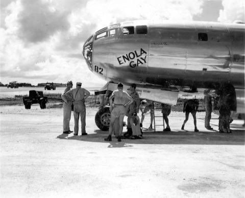#OTD 1945 Col Tibbets &amp; navigator Maj Ferebee meet with Gen Curtis LeMay at XX BC HQ on Guam to confirm the atomic target. "Paul, the primary’s Hiroshima.” Tibbets provided an immediate response: “I’ve always preferred it as the target.” <a href="/WeHaveWaysPod/">WW2 Pod: We Have Ways of Making You Talk</a> <a href="/HistoryHit/">History Hit💥</a> <a href="/ScribnerBooks/">Scribner</a>