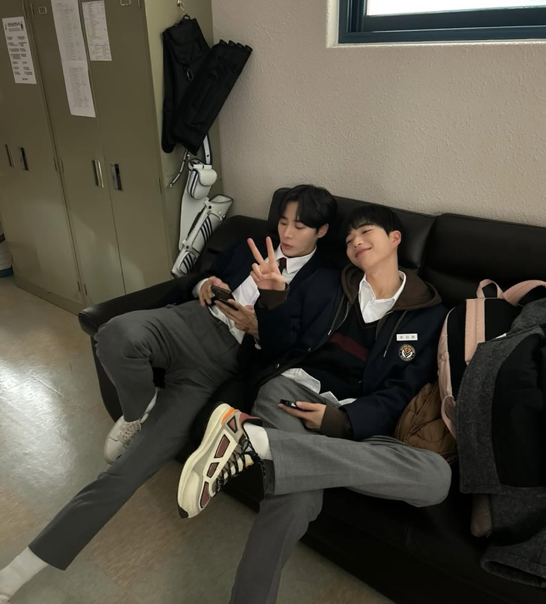hantaesain's tweet photo. Dearest Jiho, my one and only. Your cheerful soul could melt my heart in an instant. Every moment working with you has been pure joy, and I feel so lucky to have shared this project with you. Until we meet again, I’ll be looking forward to our next chapter together. https://t.co/jgZI4I64Lt