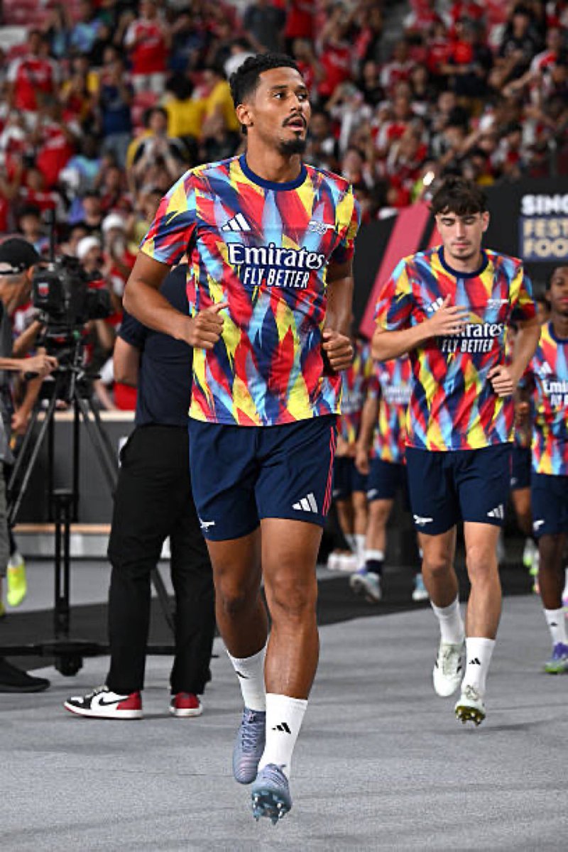 The Composure-Calmness of William Saliba is on another level.

He is always ready for the game; no matter the pressure of the game, he is always ready to face it head-on.

His calmness dictates the level of authority.