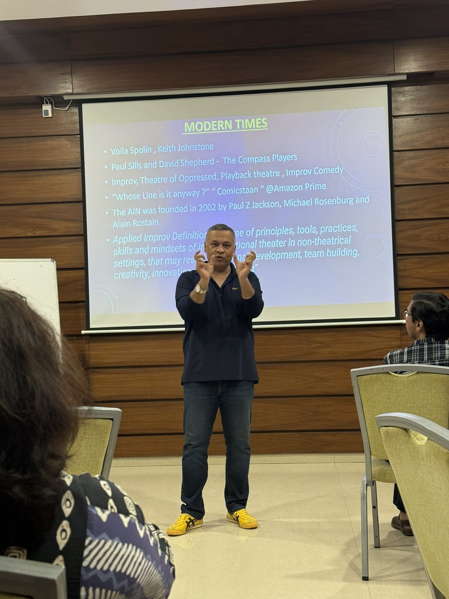 Aparna🇮🇳 (@aparnark30) on Twitter photo Pilot by day, improv coach by night… Because landing a chopper is easier than landing a punchline.
What say <a href="/nitinwelde/">Nitin Welde</a> ? 😁 Pilot by day, improv coach by night… Because landing a chopper is easier than landing a punchline.
What say <a href="/nitinwelde/">Nitin Welde</a> ? 😁