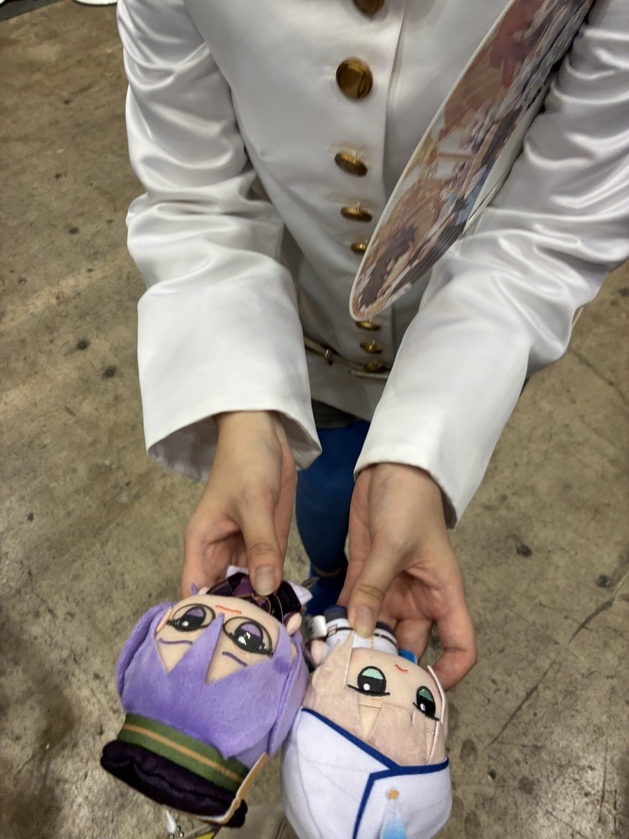 501CT_27_5555's tweet photo. テンパリすぎて動画になってないじゃん！
でも見つけてくれて更に撫でてくれてるなんて😭
神、神、神を………
最高をありがとう
命ありがとう😭
#FGO10周年 #ネモ #FGO https://t.co/QSCk8ndoMQ