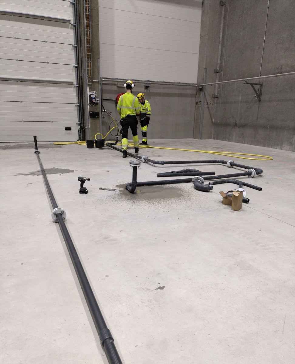IMATEXFinland's tweet photo. Hydrotesting of a pipeline on site. This PVC pipeline was tested after transportation to site to ensure all connections were good to go. Final testing is done when the pipeline is assembled and in place. https://t.co/yW65FcfMlH