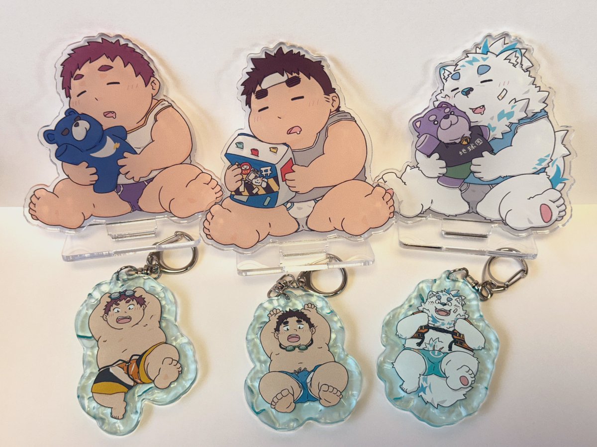 アクスタとアクキーの実物になります！🙇‍♂️
※光の関係で多少の色味の違いがあります🙇‍♂️