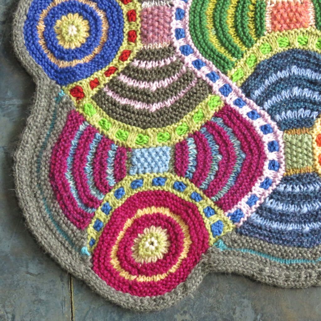 knithacker's tweet image. Free Patchwork Quilt Pattern For Knitters, Designed By Horst Schulz: 👉 buff.ly/e0kyxQ0 (Ravelry) #knitting #freepattern #handmade 💜