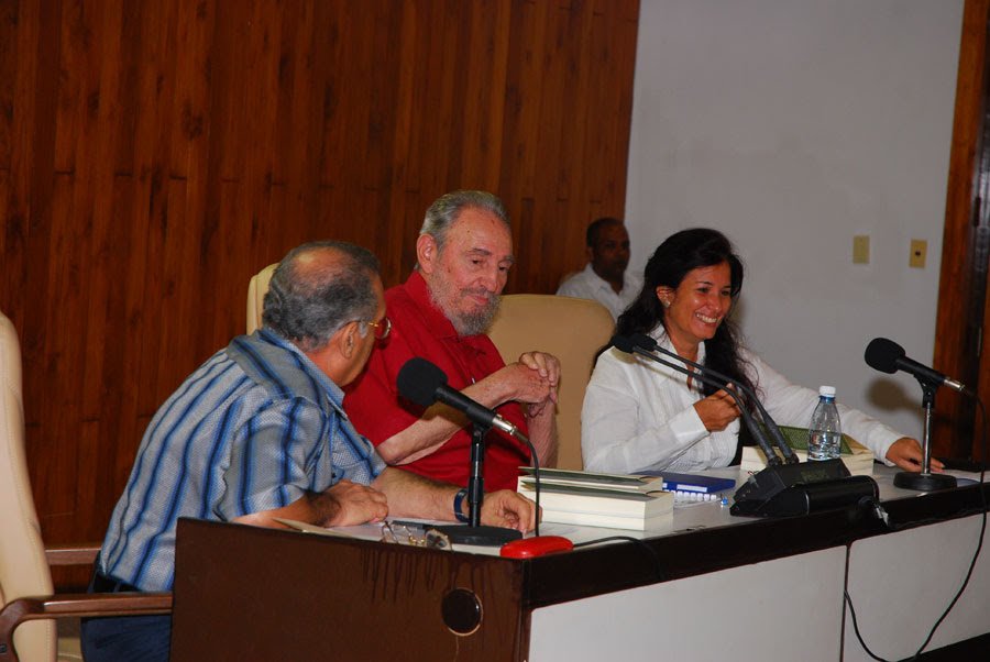 Jorge Madrigal (@jorgemadrigald) on Twitter photo 2 de agosto de 2010: Es presentado el libro Por todos los caminos de la Sierra: La Victoria estratégica por su autor, Fidel Castro Ruz. #CiegoEn26 #Cuba <a href="/IzquierdaUnida/">Izquierda Unida🔻🇵🇸</a> <a href="/DeZurdaTeam_/">DeZurdaTeam 📳</a> <a href="/PresidenciaCuba/">Presidencia Cuba 🇨🇺</a> <a href="/JHGcasanova/">julio Heriberto Gómez Casanova</a> <a href="/DiazCanelB/">Miguel Díaz-Canel Bermúdez</a> <a href="/EduardoLopezL65/">Eduardo López Leyva</a> 2 de agosto de 2010: Es presentado el libro Por todos los caminos de la Sierra: La Victoria estratégica por su autor, Fidel Castro Ruz. #CiegoEn26 #Cuba <a href="/IzquierdaUnida/">Izquierda Unida🔻🇵🇸</a> <a href="/DeZurdaTeam_/">DeZurdaTeam 📳</a> <a href="/PresidenciaCuba/">Presidencia Cuba 🇨🇺</a> <a href="/JHGcasanova/">julio Heriberto Gómez Casanova</a> <a href="/DiazCanelB/">Miguel Díaz-Canel Bermúdez</a> <a href="/EduardoLopezL65/">Eduardo López Leyva</a>