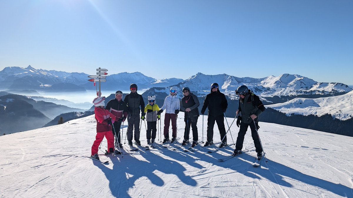 Oproep aan de ruim 10 miljoen pensioengerechtigden (7 miljoen werknemers en 3 miljoen gepensioneerden) in ons land:

'STEM in oktober op Agnes Joseph'

Namens mijn (klein)kinderen en ons zelf, bij voorbaat dank 🙏
#agnesjoseph #pensioen #pensioenroof #woekerpensioen #roverheid