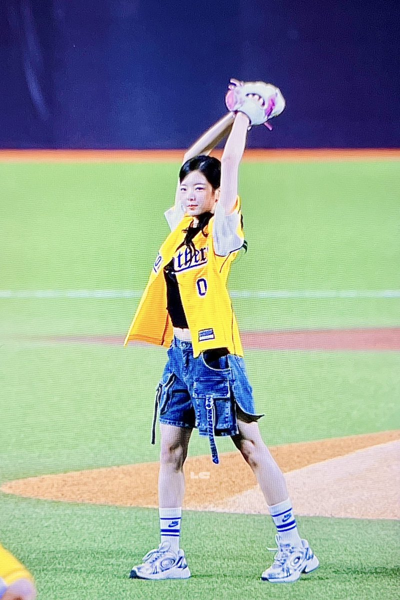 250802 CTBC Brothers 시구 ⚾️ #ITZY #있지 #LIA #리아