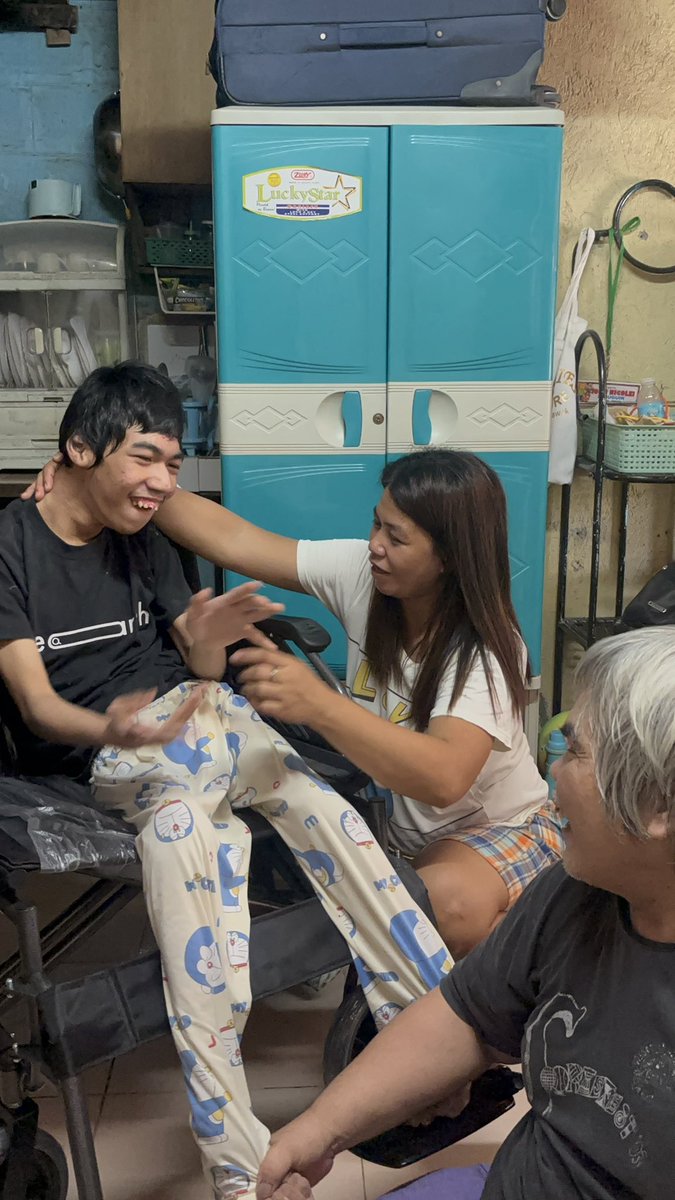 PlushiesForHope's tweet image. Some good news ❤️ Tatay Obet finally received his own wheelchair! 

Since birth, he’s been struggling — unable to walk, unable to move around on his own, and fully dependent on others just to get through the day.

When he came reached out to us, he only had one simple request: a…