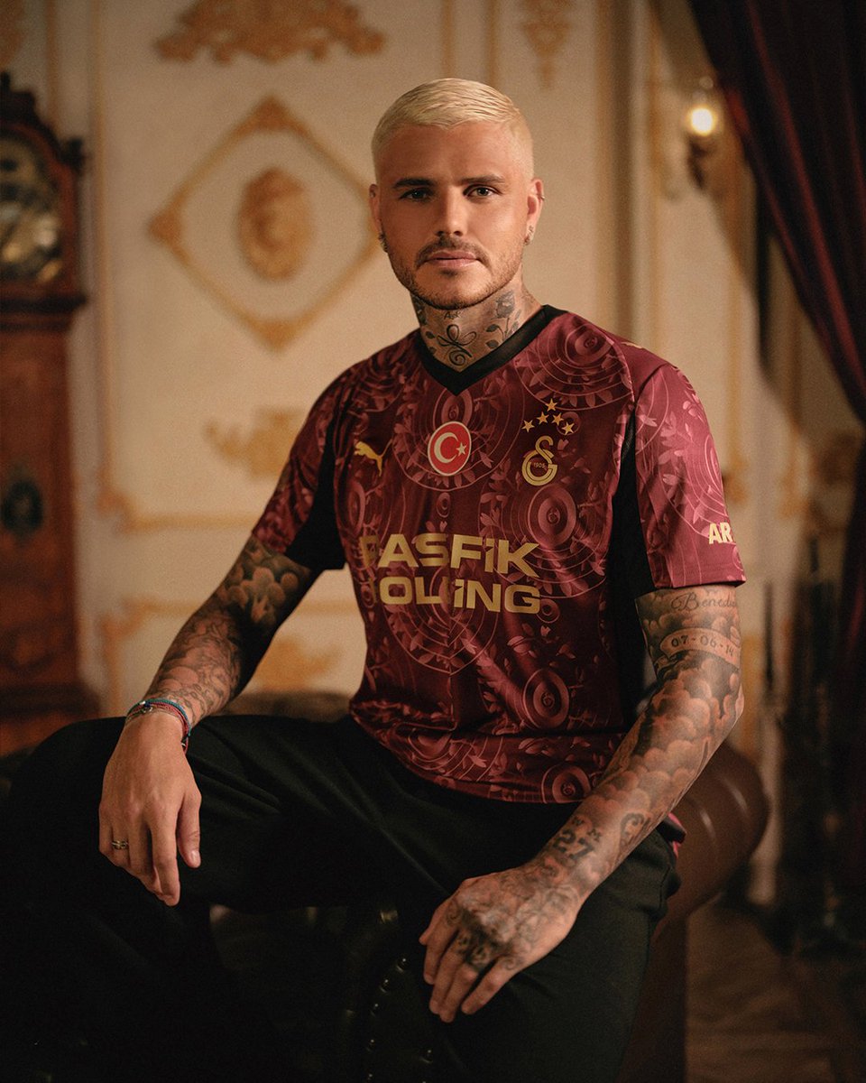 SoccerBytes_'s tweet photo. 🔴🟡 Galatasaray's new third kit for the 2025/26 season. 🇹🇷
#soccerbytes #GalatasaraySK https://t.co/73dlKTcTno