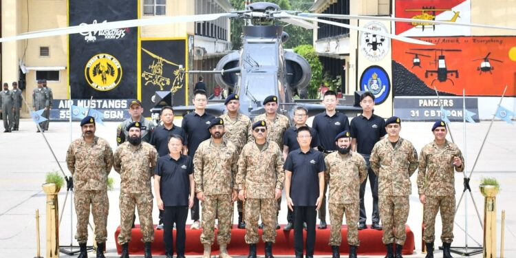GKinfo_GKI's tweet image. COAS Field Marshal Asim Munir inducts advanced Z-10ME attack helicopters into Pakistan Army Aviation at Multan Garrison.

#PakistanArmy #COASAsimMunir #Z10ME #ArmyAviation #ISPR #DefenseStrength #PrecisionStrike #ElectronicWarfare #MilitaryModernization #PakistanDefense
