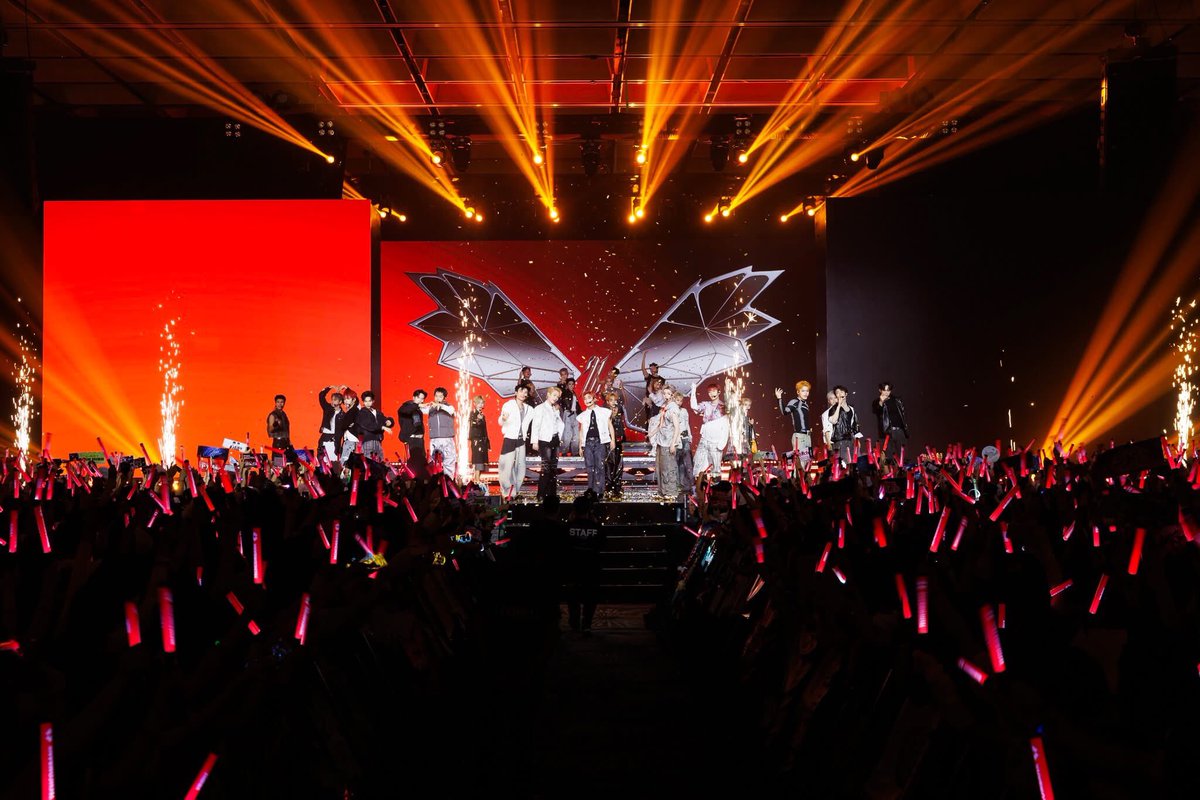 ba0bei_11's tweet photo. For TBTN
To support all members
Bias: TLMH & Khangki
✨🫳
#TanBinhToanNang #yeah1 https://t.co/RH89CO8vQf