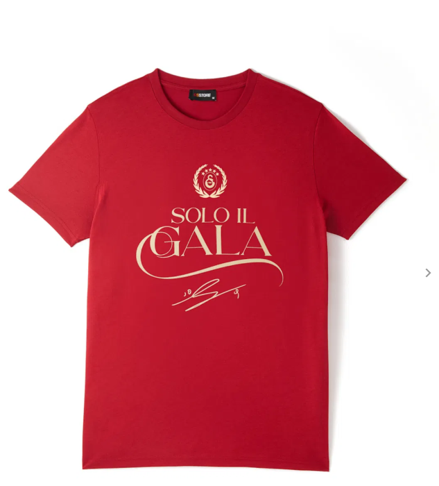 📢 GS Store, Victor Osimhen için 'Solo Il Gala' tshirtlerini satışa çıkardı.

💰 Fiyat: 1500 TL

Tshirtlere 🔟 üzerinden kaç puan verirsiniz?