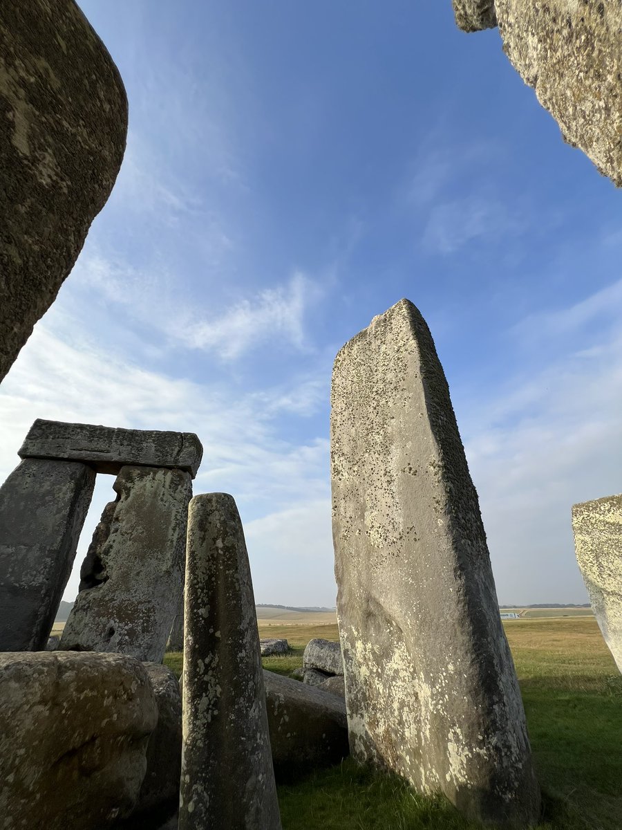 Sunrise at Stonehenge today (2nd August) was at 5.34am, sunset is at 8.51pm ☀️