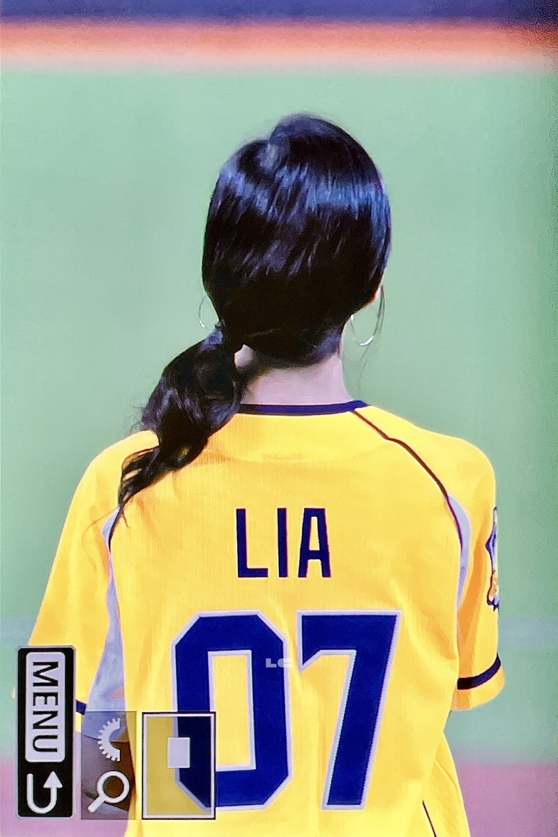 250802 CTBC Brothers 시구 💛 #ITZY #있지 #LIA #리아