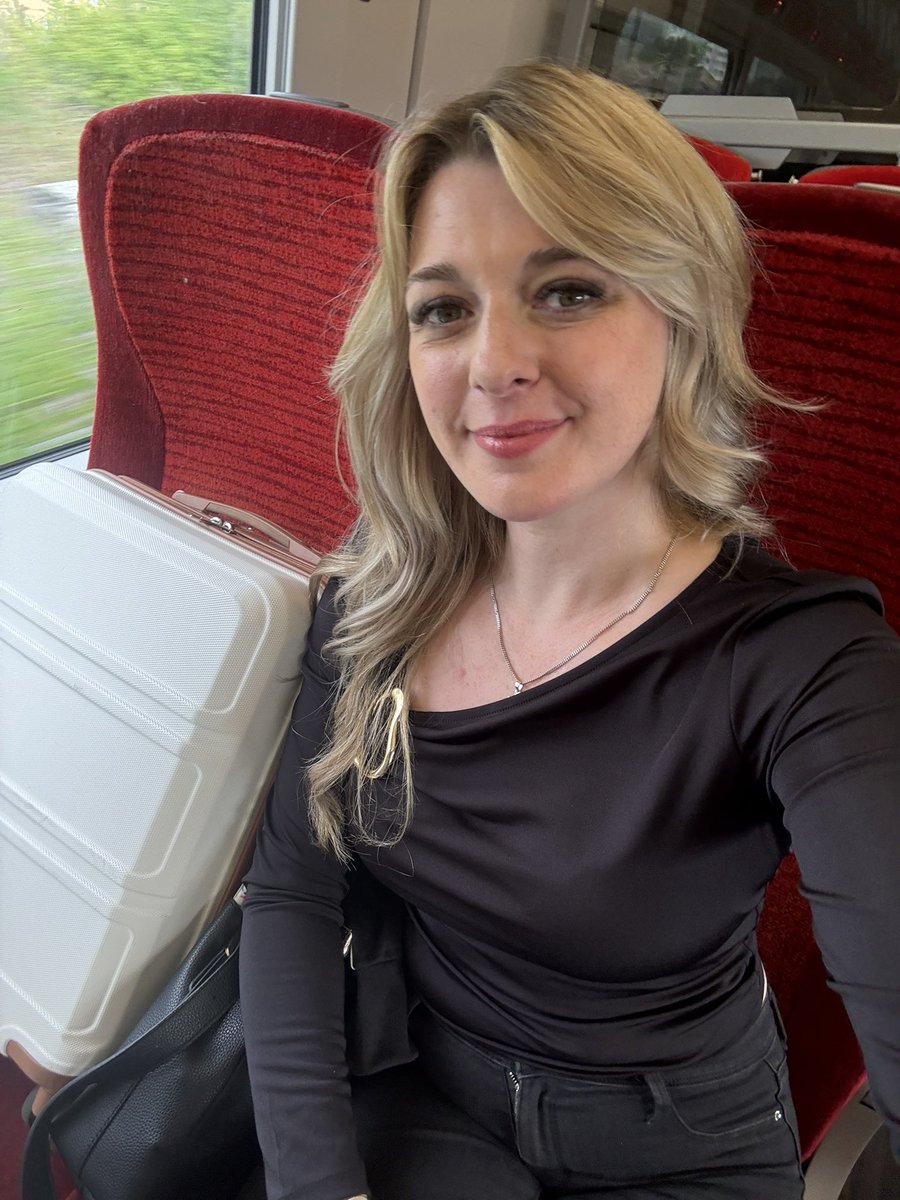 I had loads of fun presenting <a href="/TalkTV/">Talk</a> Breakfast this morning! Thank you to everyone who tuned in and sent lovely messages, to all our guests, and to the whole production and makeup team for keeping the show on the road. Now racing up North for a wedding! Have a great weekend all!