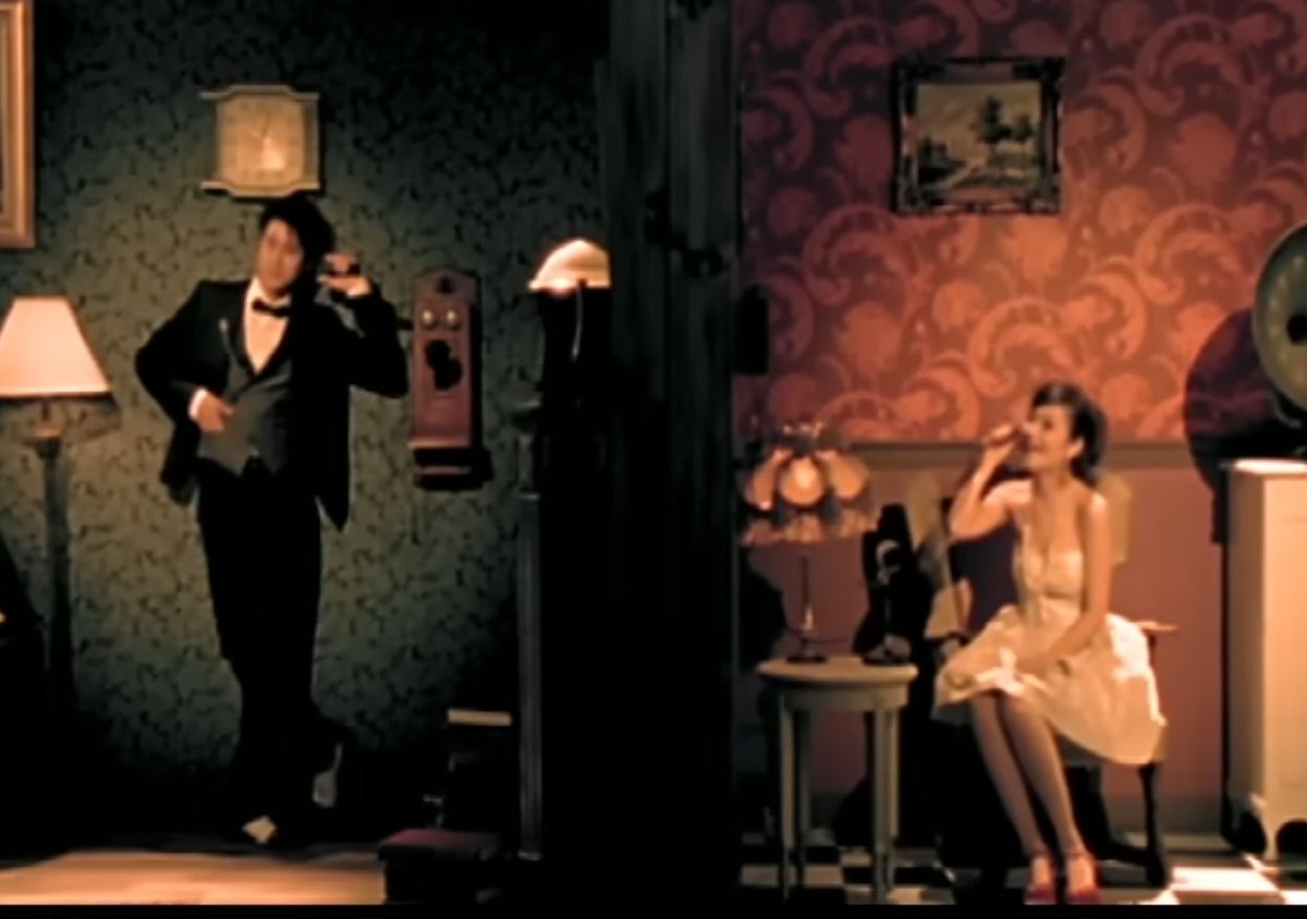 peaclespages's tweet image. As for my very last contribution to #yumetwt #Ocxcanon
Draw any of these as your yumeship 

[Source: MV of 你是我心内的一首歌　by Wang LeeHom ft. Selina）