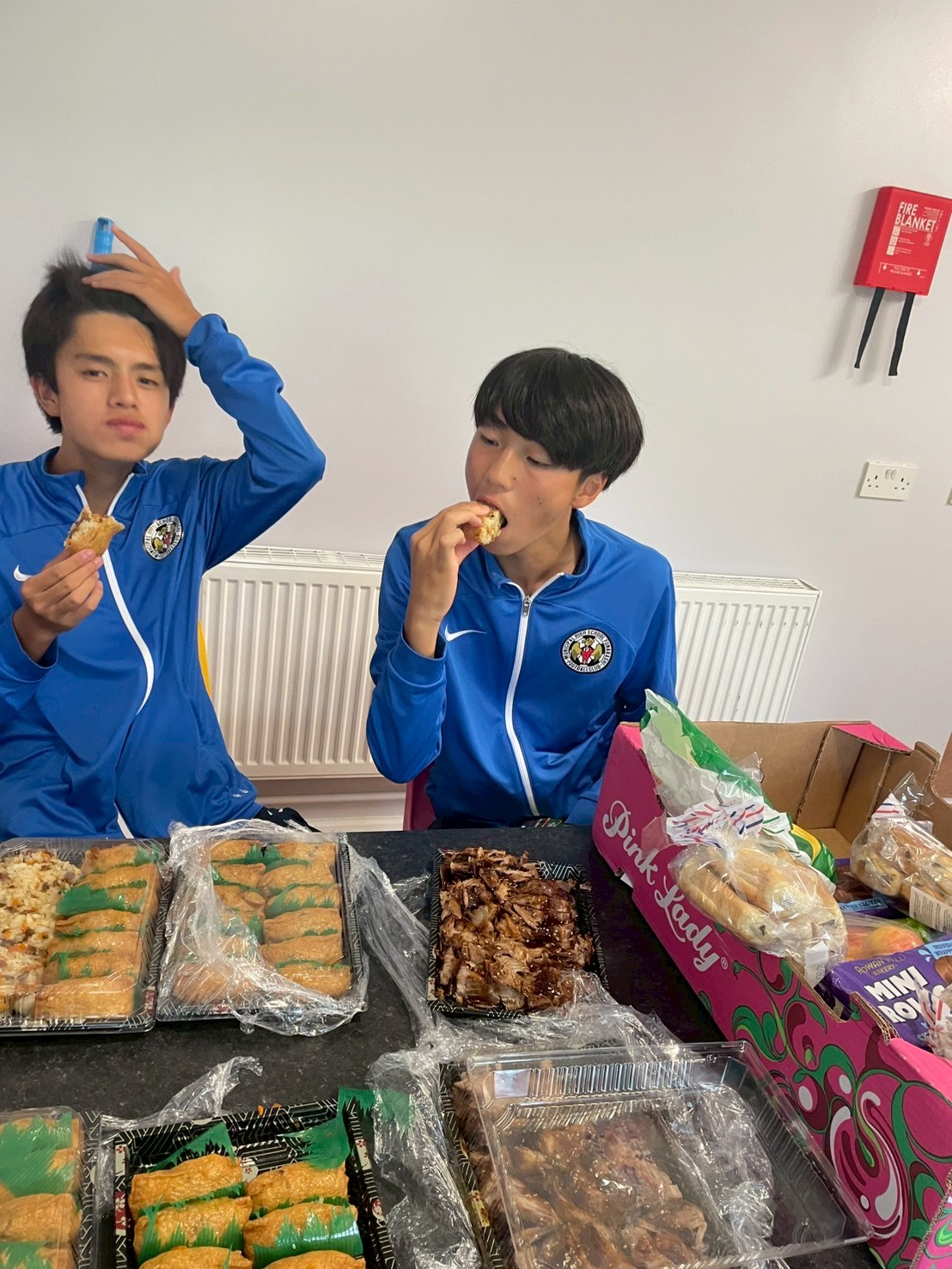 強豪名門☆立正大淞南高校サッカー部 ピステ　ナイキジャージ サッカー部 - YouTube