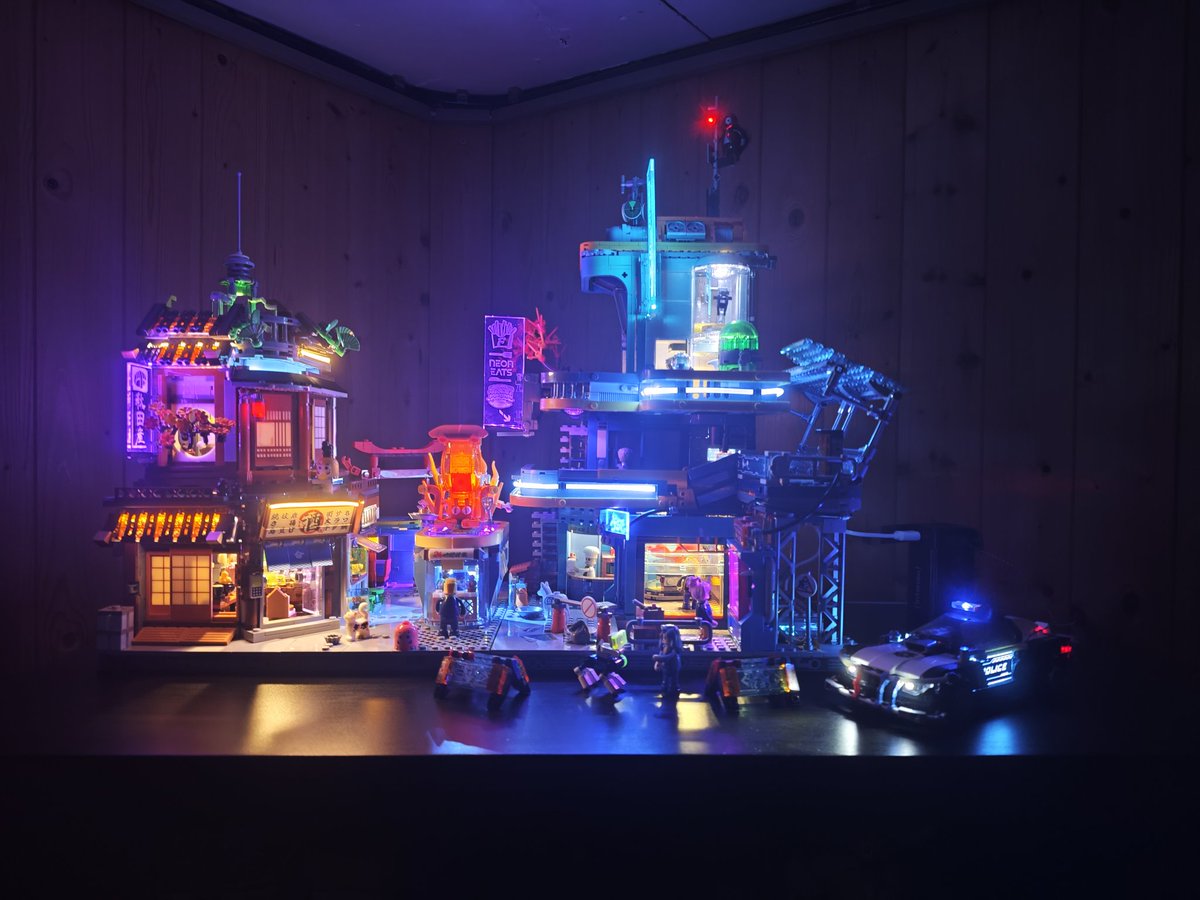 SACUL97's tweet image. #Funwhole ist auf einem so viel höheren Level, als es #Lego jemals war. Es ist absolut irre. Das hier sind zwei einzelne Sets. Durch zwei Pins verbunden. Kein extra Kabel notwendig😳. 

@HeldderSteine eine Review wäre sehr nice🫡.

@fabiandoehla @CyberpunkGame wann Collab👀🔥?