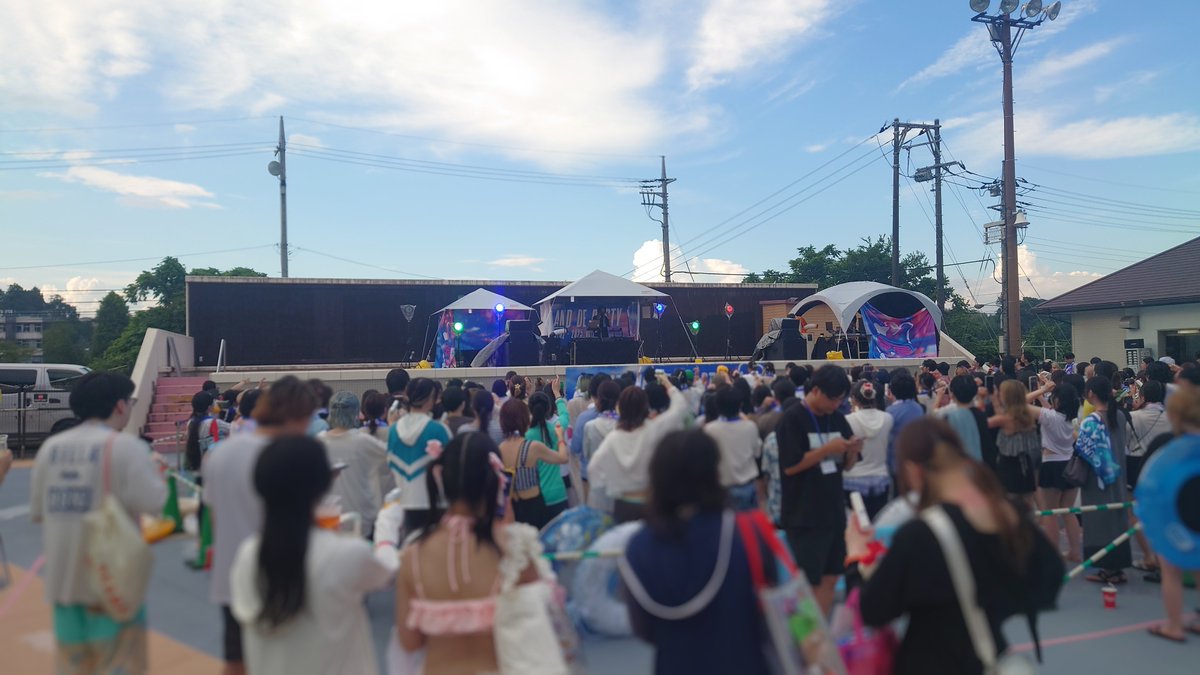 |◤限界メンバー ｘ 東京サマーランド◢||

📢PYONPE SUMMERLAND DE PARTY 1日目🎶

最高の音楽と熱いパフォーマンスで屋外ステージは熱気に包まれました！
明日も盛り上がること間違いなし✨
皆さまのご来園を心よりお待ちしております😎☀️

💻公式サイト
genkai-summerland.site/pages/pyonpe-t…

#限界