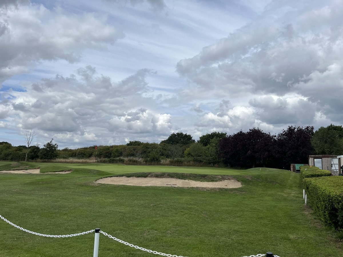 It’s only flippin’ #SATURDAY!  Let’s get some #golf in #Tendring and #Essex