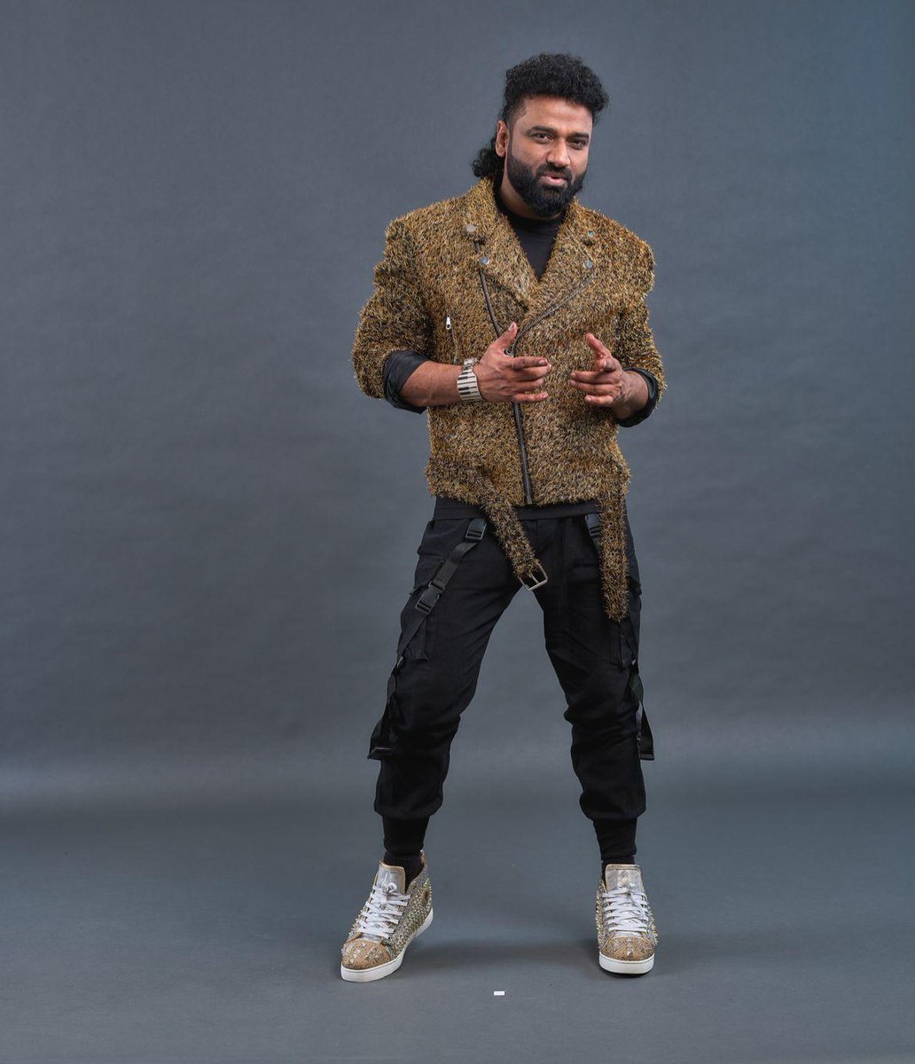 Neetu Singh (@sneetu789) on Twitter photo That moment when #RockstarDSP's music transcends boundaries and draws millions to theaters... THAT'S the power of a true rockstar!
#HBDDSP #HBDDeviSriPrasad #HappyBirthdayDSP #DSPEffect #MusicMagic <a href="/ThisIsDSP/">DEVI SRI PRASAD</a>✨ That moment when #RockstarDSP's music transcends boundaries and draws millions to theaters... THAT'S the power of a true rockstar!
#HBDDSP #HBDDeviSriPrasad #HappyBirthdayDSP #DSPEffect #MusicMagic <a href="/ThisIsDSP/">DEVI SRI PRASAD</a>✨