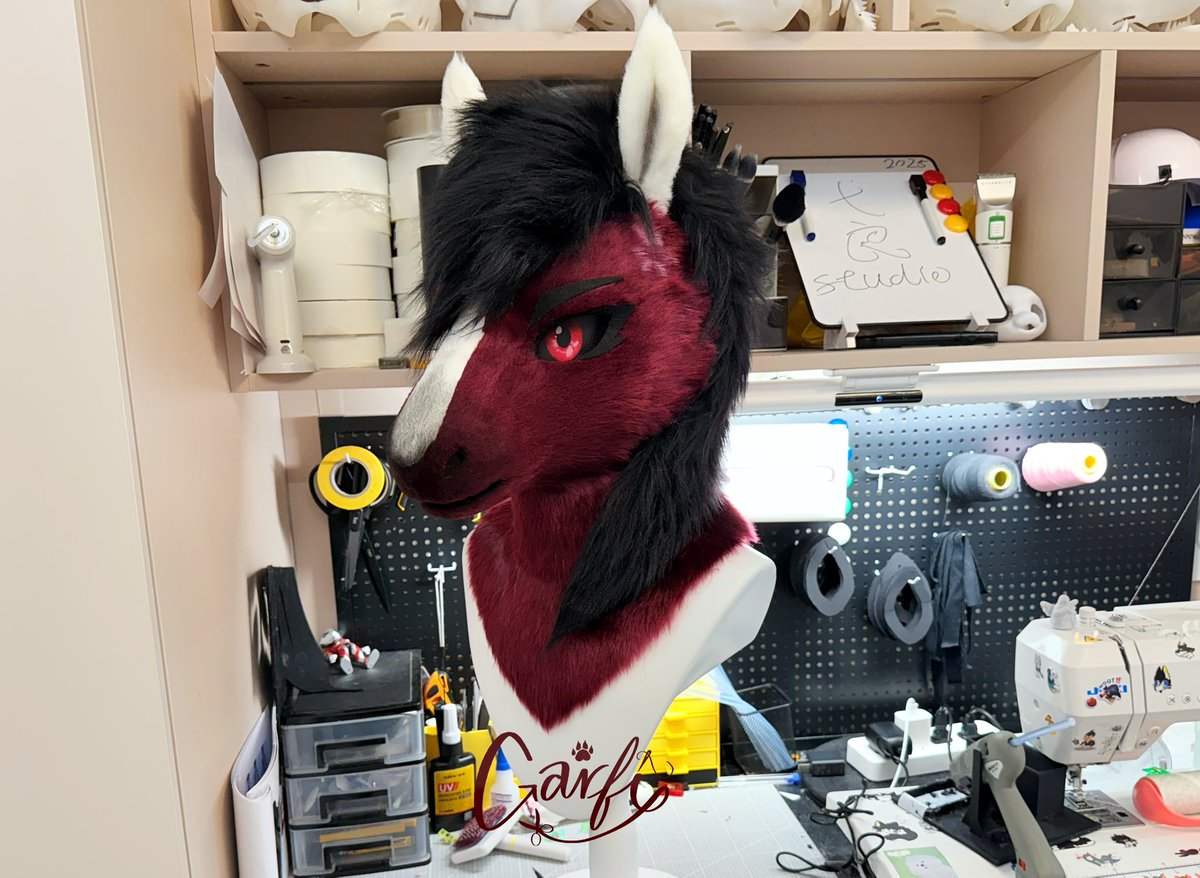 赤兔

#FursuitEveryday #剑网三