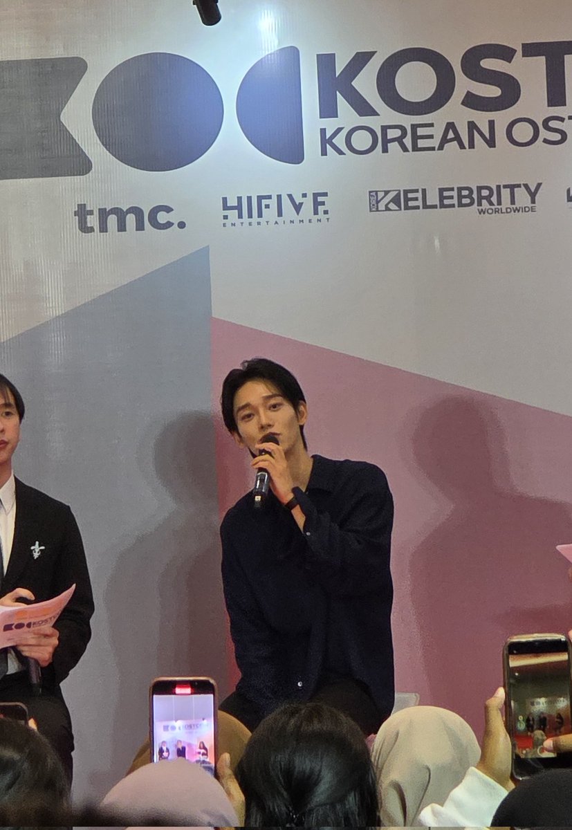 [250802] KOSTCON in JAKARTA
Chen at press conference

cr. aever_shara

#CHEN_KOSTCONJKT #KOSTCONJakarta
#CHEN