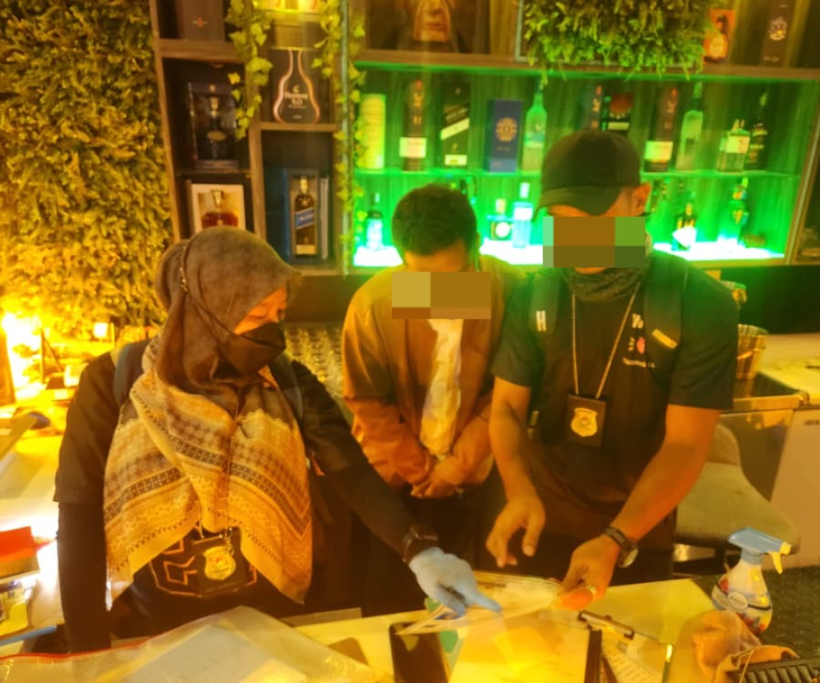 𝐈𝐌𝐈𝐆𝐑𝐄𝐒𝐄𝐍 𝐆𝐄𝐌𝐏𝐔𝐑 𝐏𝐔𝐒𝐀𝐓 𝐇𝐈𝐁𝐔𝐑𝐀𝐍 𝐏𝐄𝐋𝐀𝐘𝐀𝐍 𝐖𝐀𝐍𝐈𝐓𝐀 𝐖𝐀𝐑𝐆𝐀𝐍𝐄𝐆𝐀𝐑𝐀 𝐒𝐑𝐈 𝐋𝐀𝐍𝐊𝐀

facebook.com/share/p/16thu2…