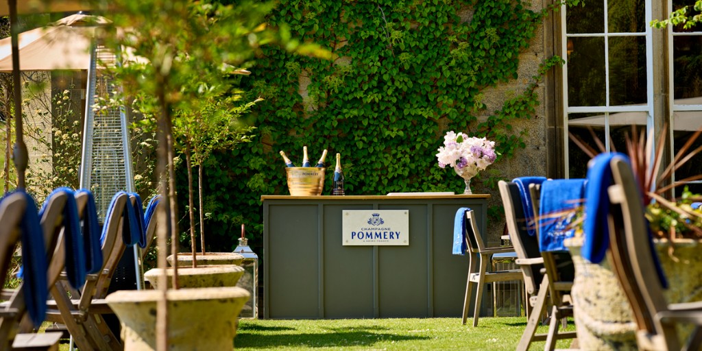 Sit back and relax, with fresh Pommery Champagne and delicious al-fresco dining this summer at Swinton Park Hotel – in partnership with Pommery Champagne.

Book now: ow.ly/VQPR50WyF41

#Champagne #AlFresco #SummerVibes #ChampagneMoments #YorkshireHotels #Sunshine #Summer